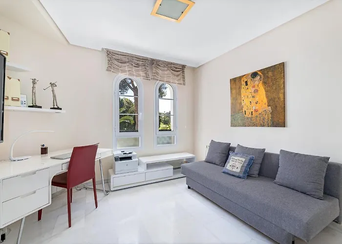 Townhouse At Naranjos Gc * Marbella